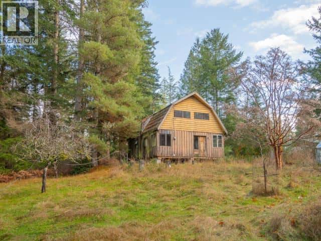 3559 GILLIES BAY RD ROAD — Texada Island, British Columbia - Photo 2 of 38