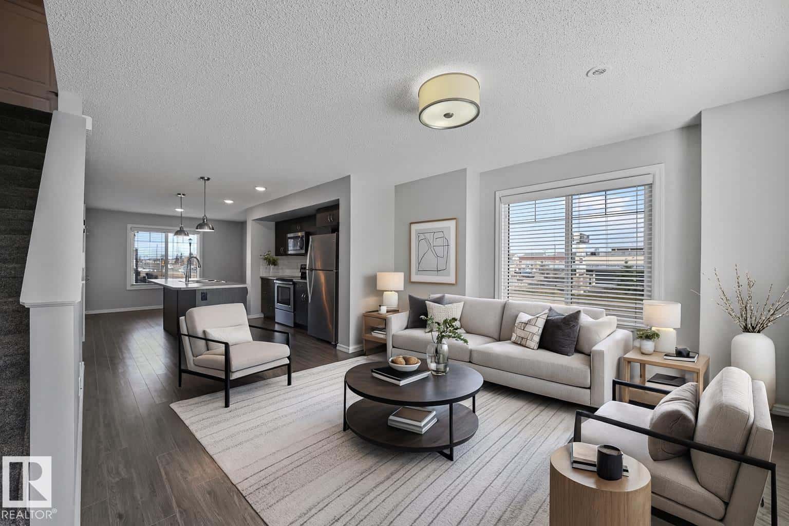 #34 2215 24 ST NW — Edmonton, Alberta - Photo 5 of 36