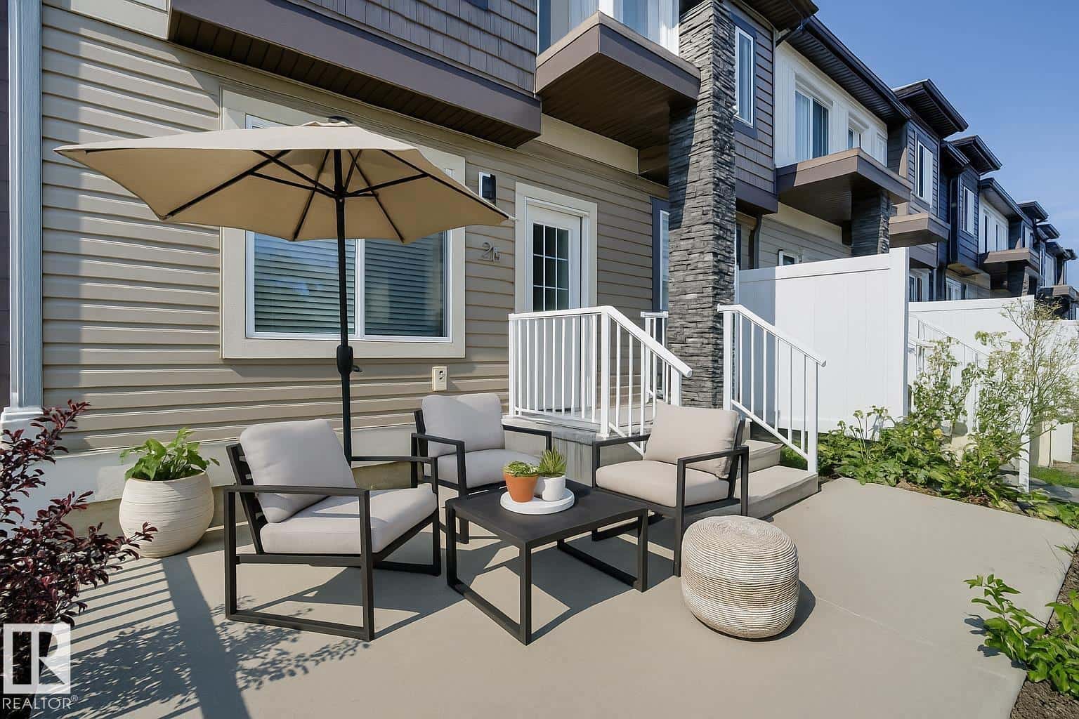 #26 2215 24 ST NW — Edmonton, Alberta - Photo 3 of 41