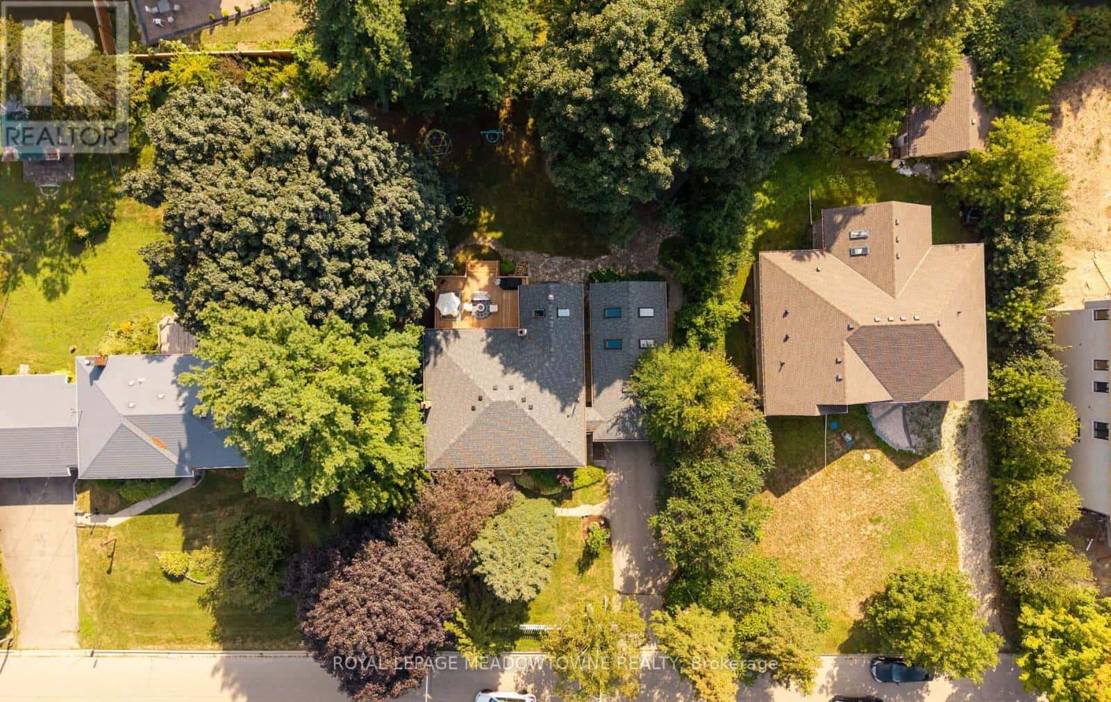 10182 TENTH LINE N — Halton Hills (Georgetown), Ontario - Photo 3 of 50