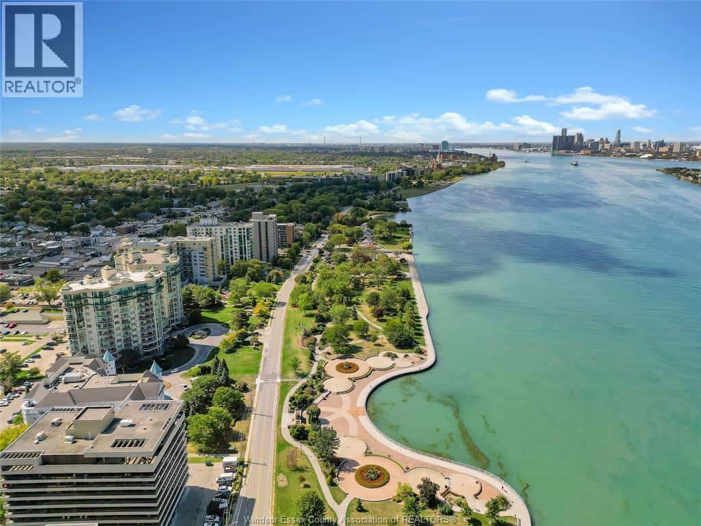 4955 RIVERSIDE DRIVE East Unit# 802 — Windsor, Ontario - Photo 3 of 26