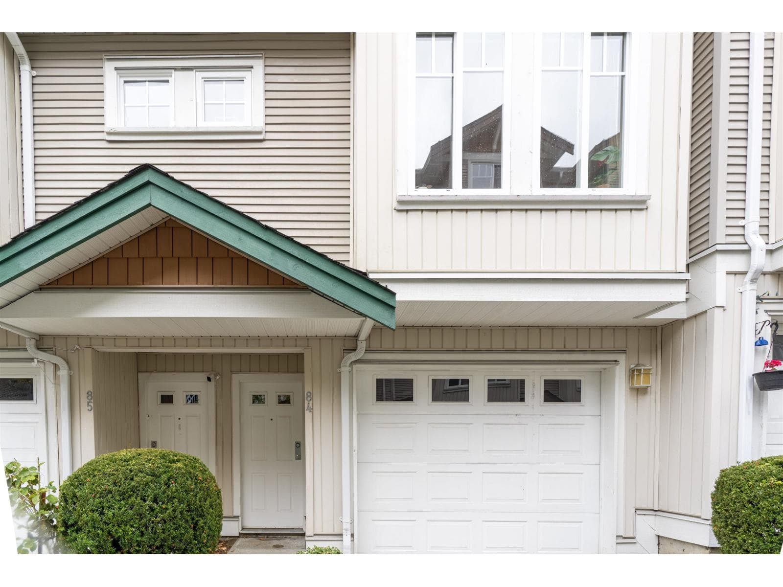 84 12711 64 AVENUE — Surrey, British Columbia - Main photo