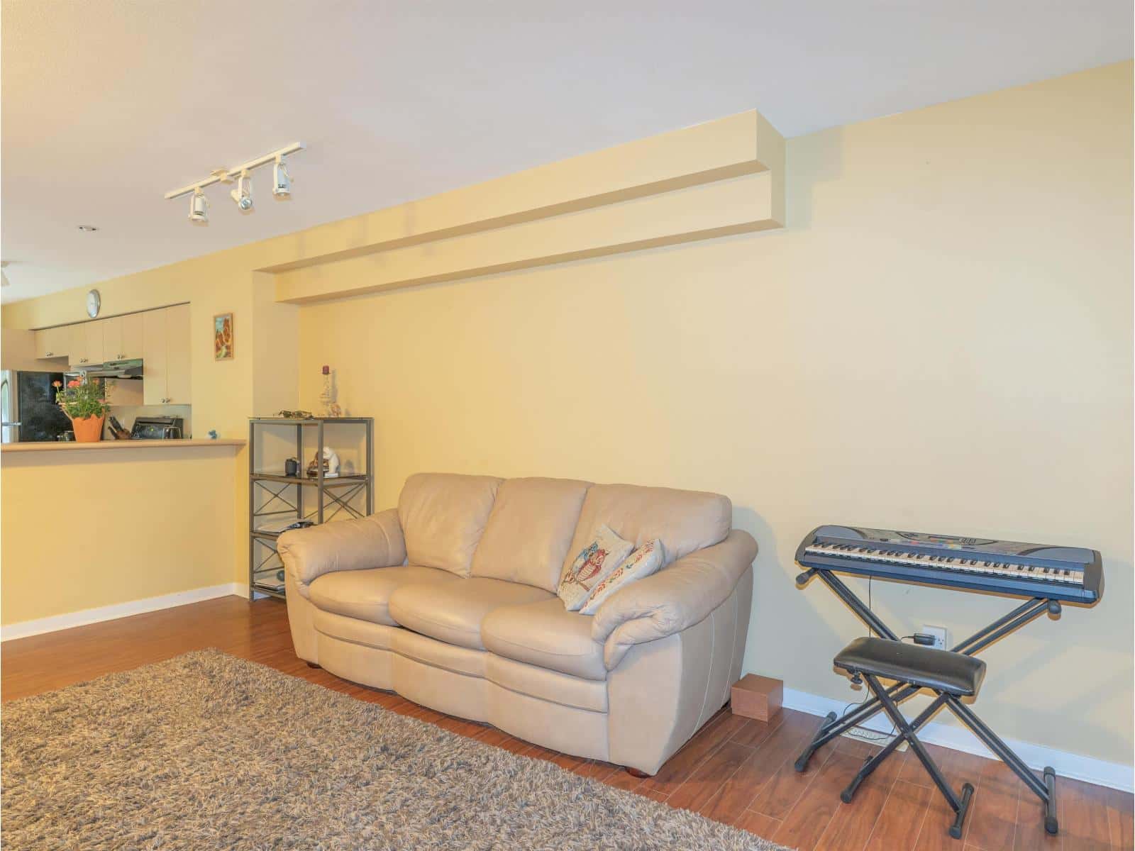 84 12711 64 AVENUE — Surrey, British Columbia - Photo 5 of 26