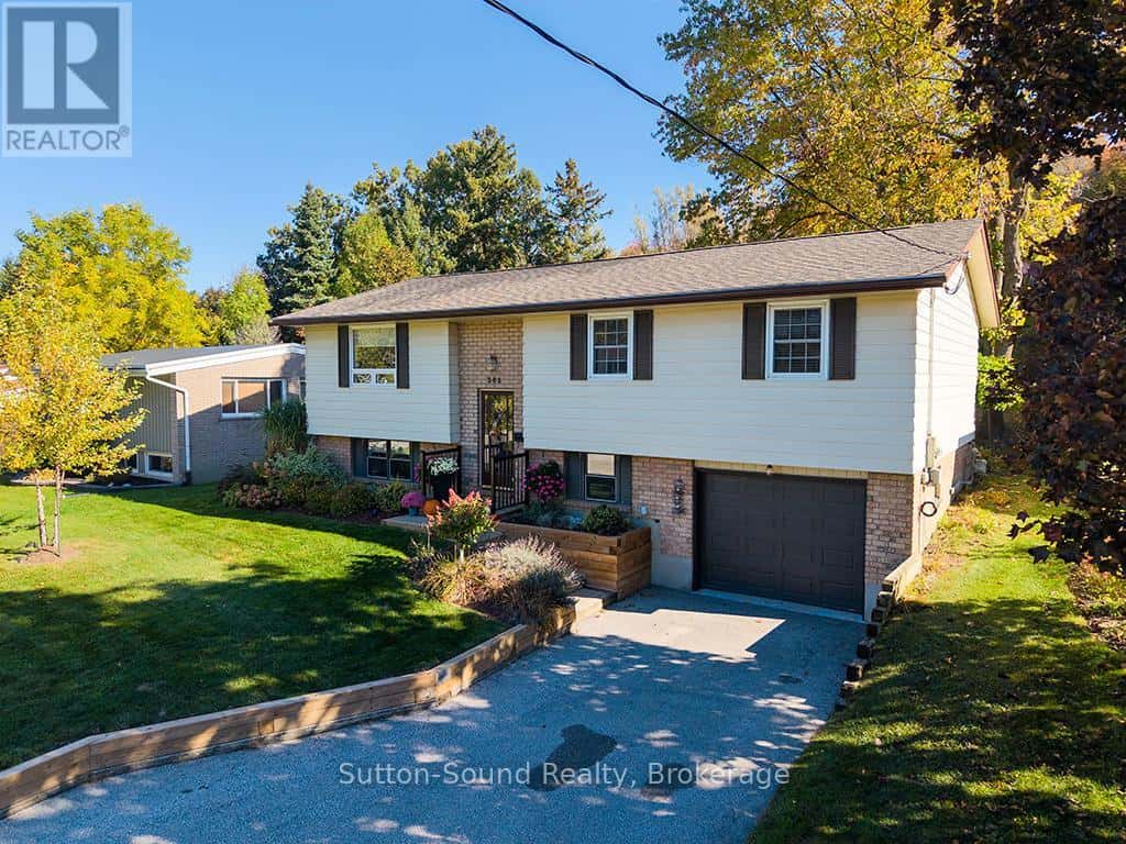 305 8TH AVENUE E — Owen Sound, Ontario - Photo 2 of 33