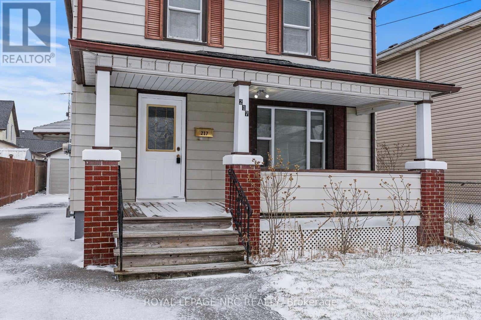 217 MITCHELL STREET — Port Colborne (East Village), Ontario - Photo 4 of 50