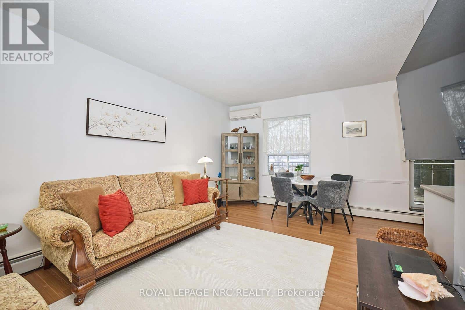 101 - 6390 HUGGINS STREET — Niagara Falls (Stamford), Ontario - Photo 5 of 26