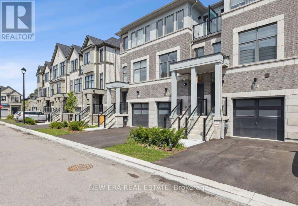 778 KOOTENAY PATH — Oshawa (Donevan), Ontario - Photo 3 of 32