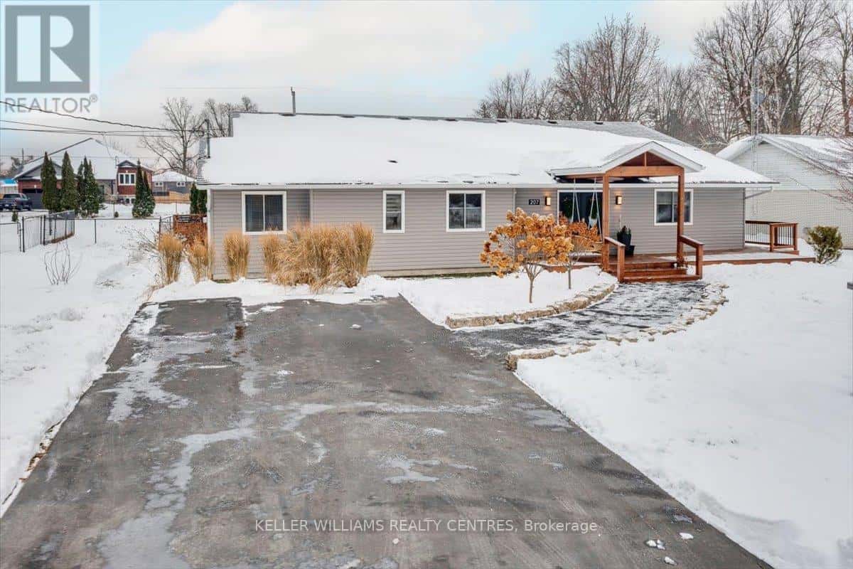 207 SOUTH CHANNEL DRIVE — Georgina (Keswick South), Ontario - Photo 2 of 45