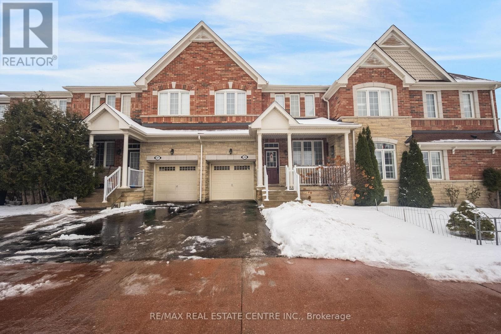 49 WARDSVILLE DRIVE — Brampton (Bram West), Ontario - Main photo