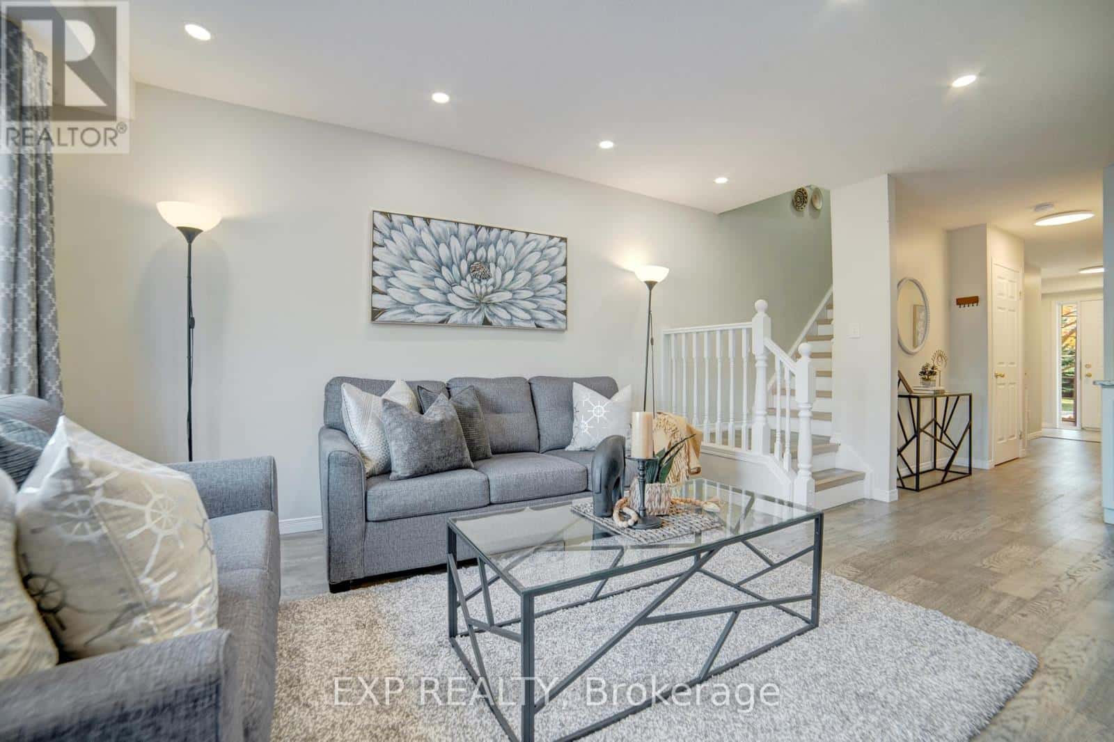 26 - 30 BRYAN COURT W — Kitchener, Ontario - Photo 5 of 39