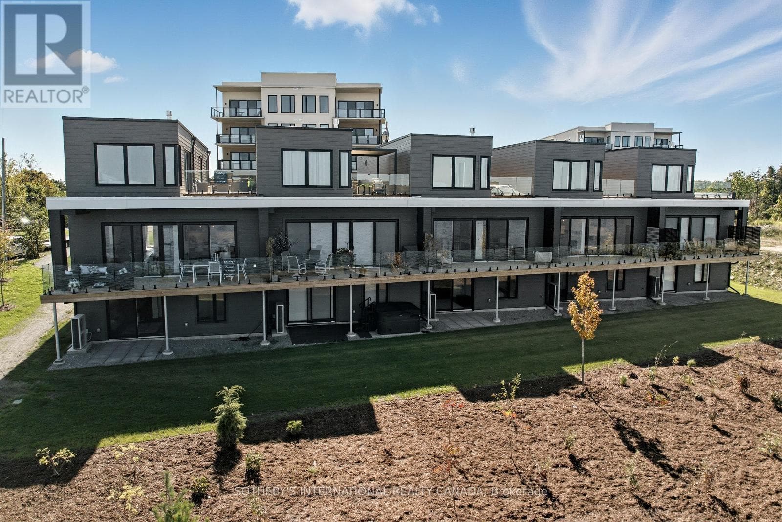 17 - 19 WEST ST N STREET — Kawartha Lakes (Fenelon Falls), Ontario - Main photo