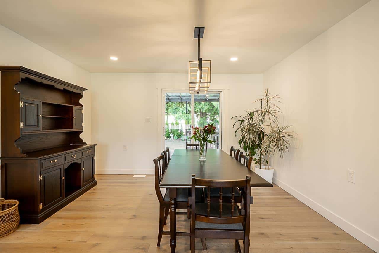 24780 40 AVENUE — Langley, British Columbia - Photo 5 of 40