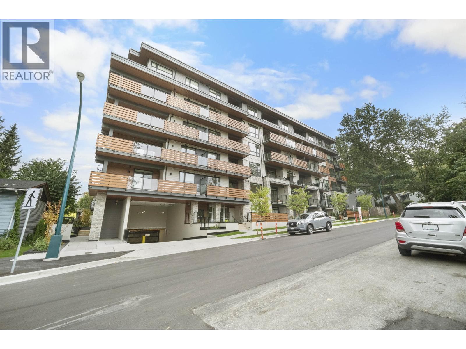 414 150 JAMES ROAD — Port Moody, British Columbia - Main photo