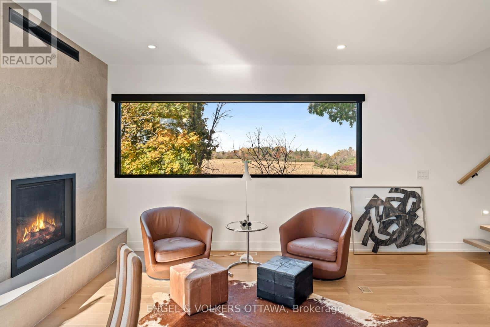 127 PERIDOT PRIVATE — Ottawa, Ontario - Photo 4 of 45