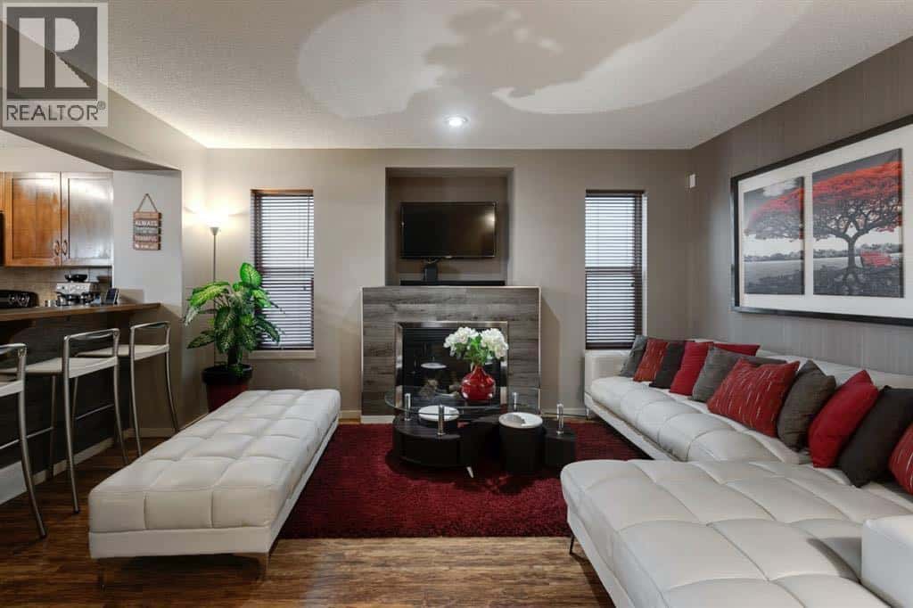 48 Sage Valley Drive NW — Calgary, Alberta - Photo 5 of 27