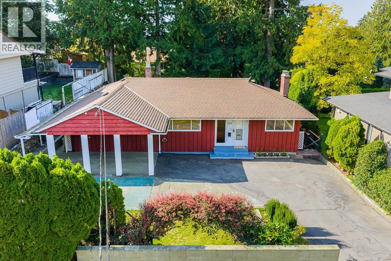 723 HANDSWORTH ROAD — North Vancouver, British Columbia - Main photo