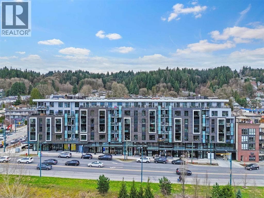 411 83 MOODY STREET — Port Moody, British Columbia - Main photo