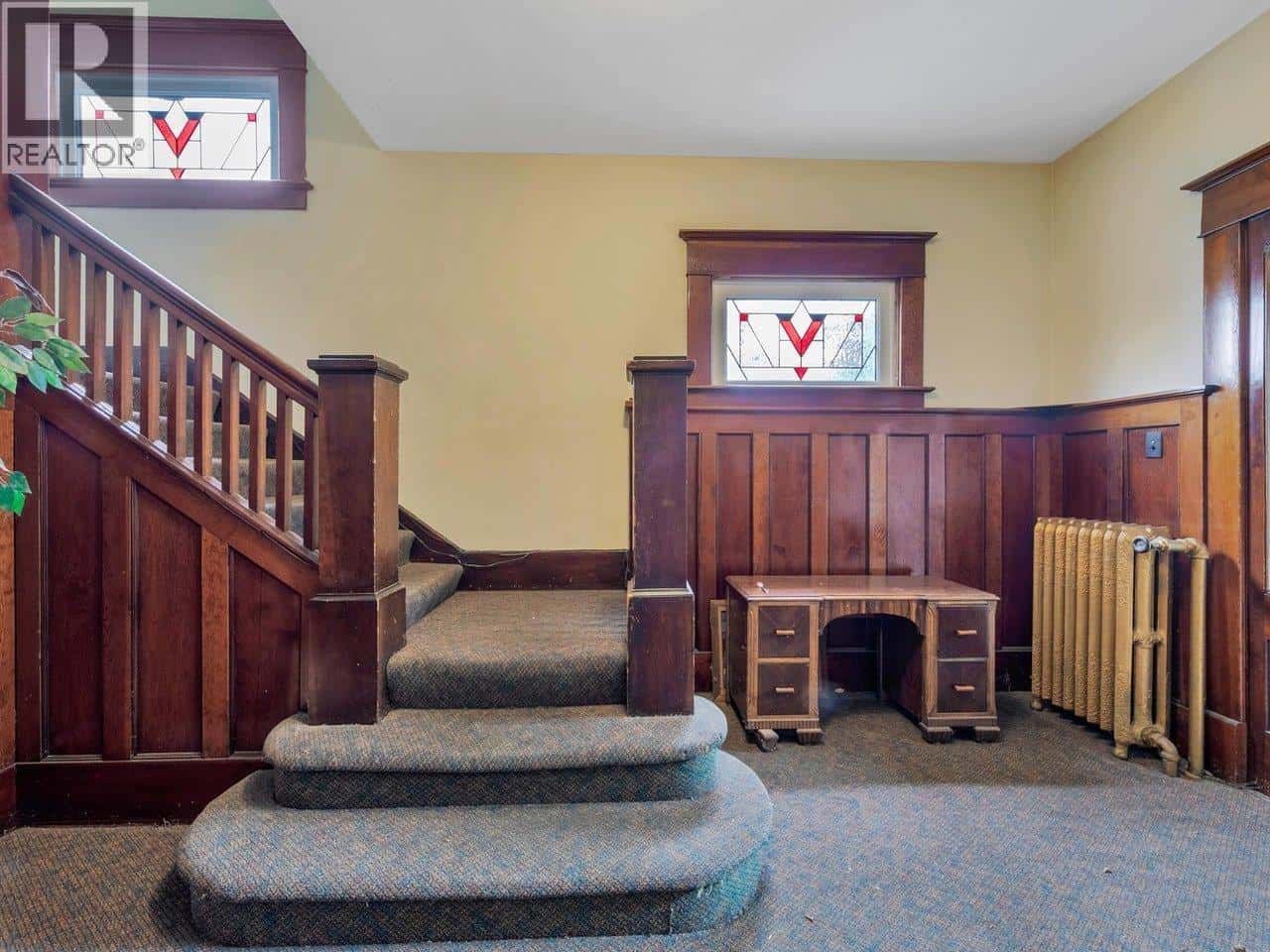 482 W 17TH AVENUE — Vancouver, British Columbia - Photo 3 of 40