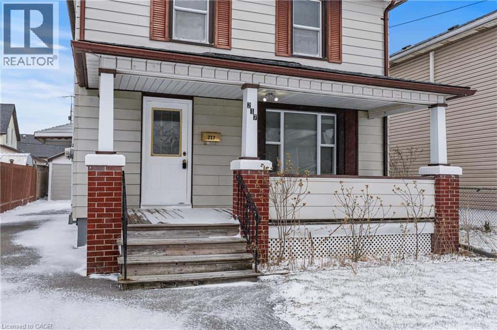 217 MITCHELL Street — Port Colborne, Ontario - Photo 4 of 49