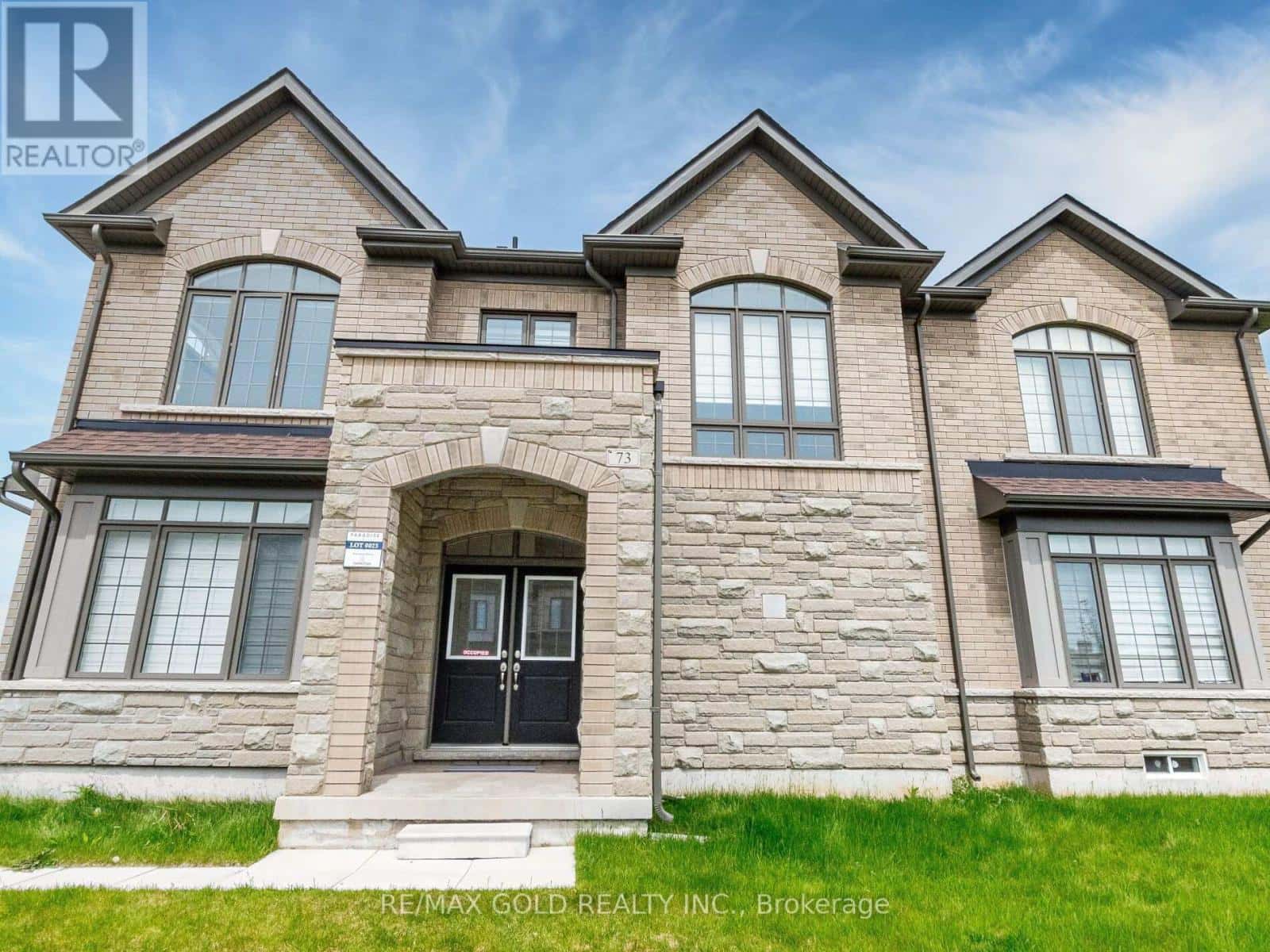 73 EASTMAN DRIVE N — Brampton (Credit Valley), Ontario - Photo 3 of 48