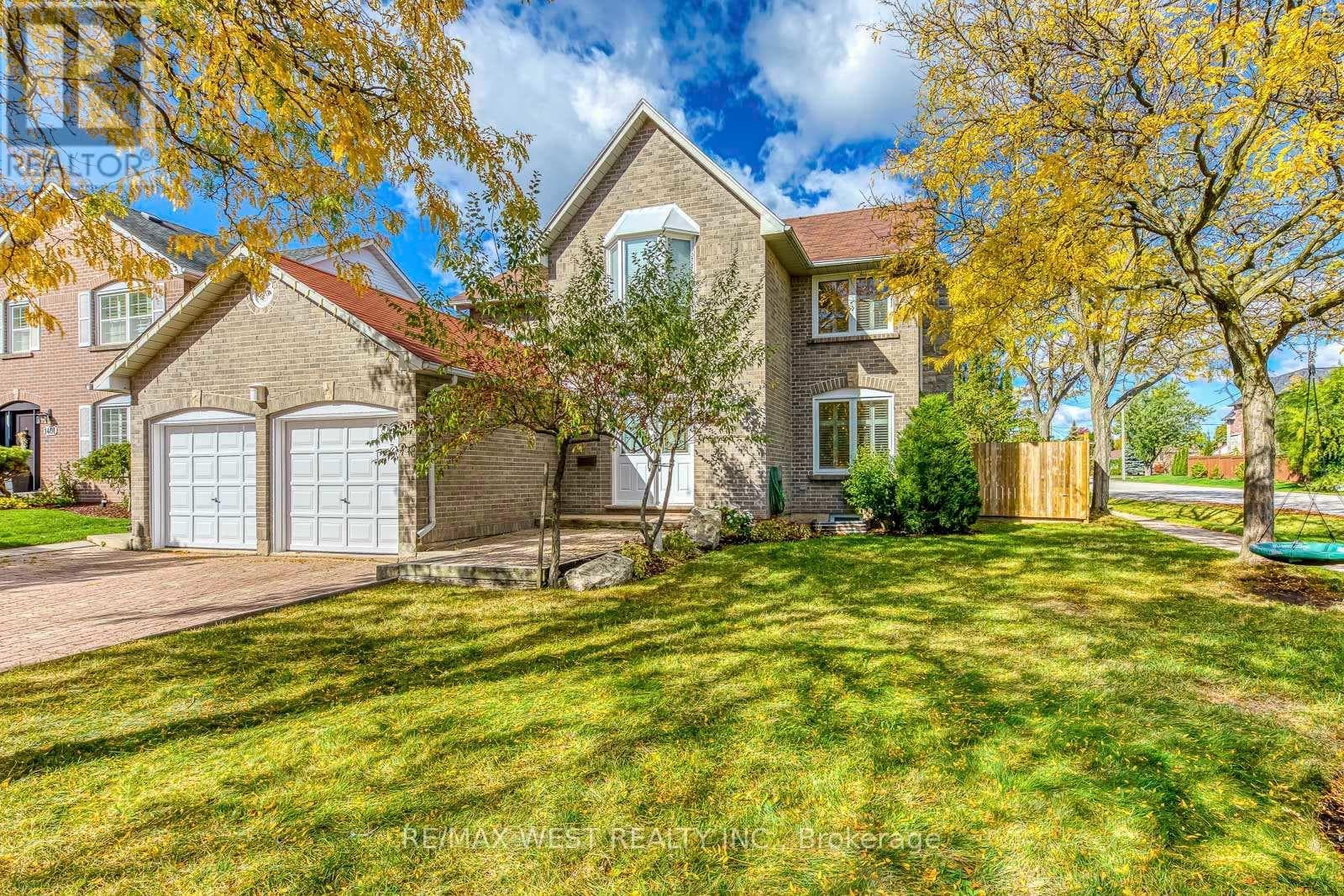 1397 HELEN COURT — Oakville (WO West), Ontario - Main photo