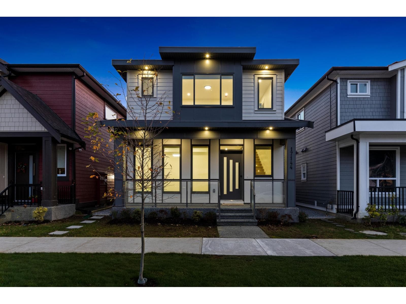 17144 1 AVENUE — Surrey, British Columbia - Main photo