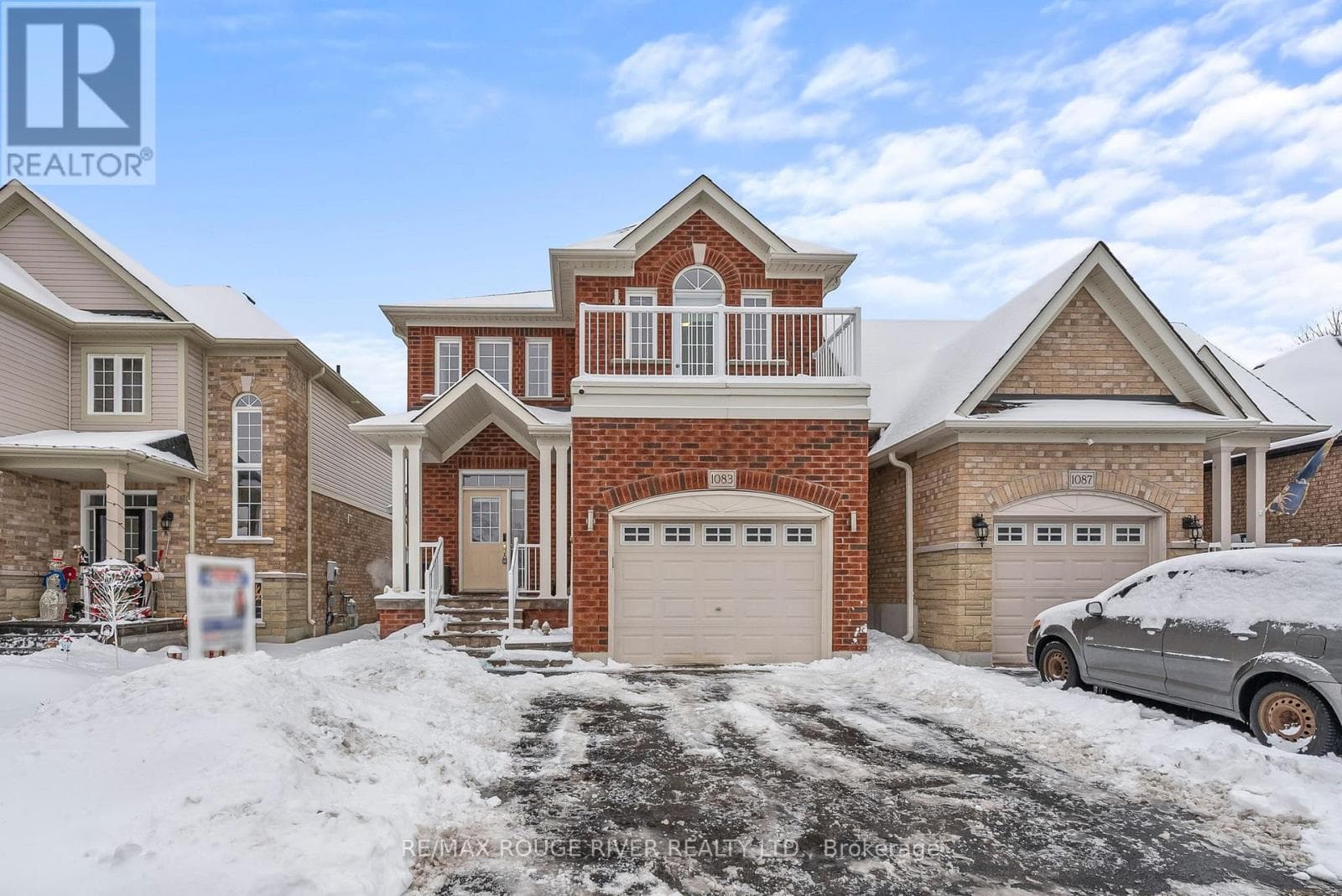 1083 GLENBOURNE DRIVE — Oshawa (Pinecrest), Ontario - Main photo
