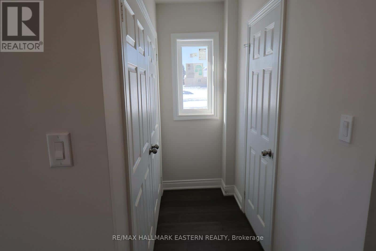 35 COLDBROOK DRIVE — Cavan Monaghan (Millbrook Village), Ontario - Photo 5 of 23