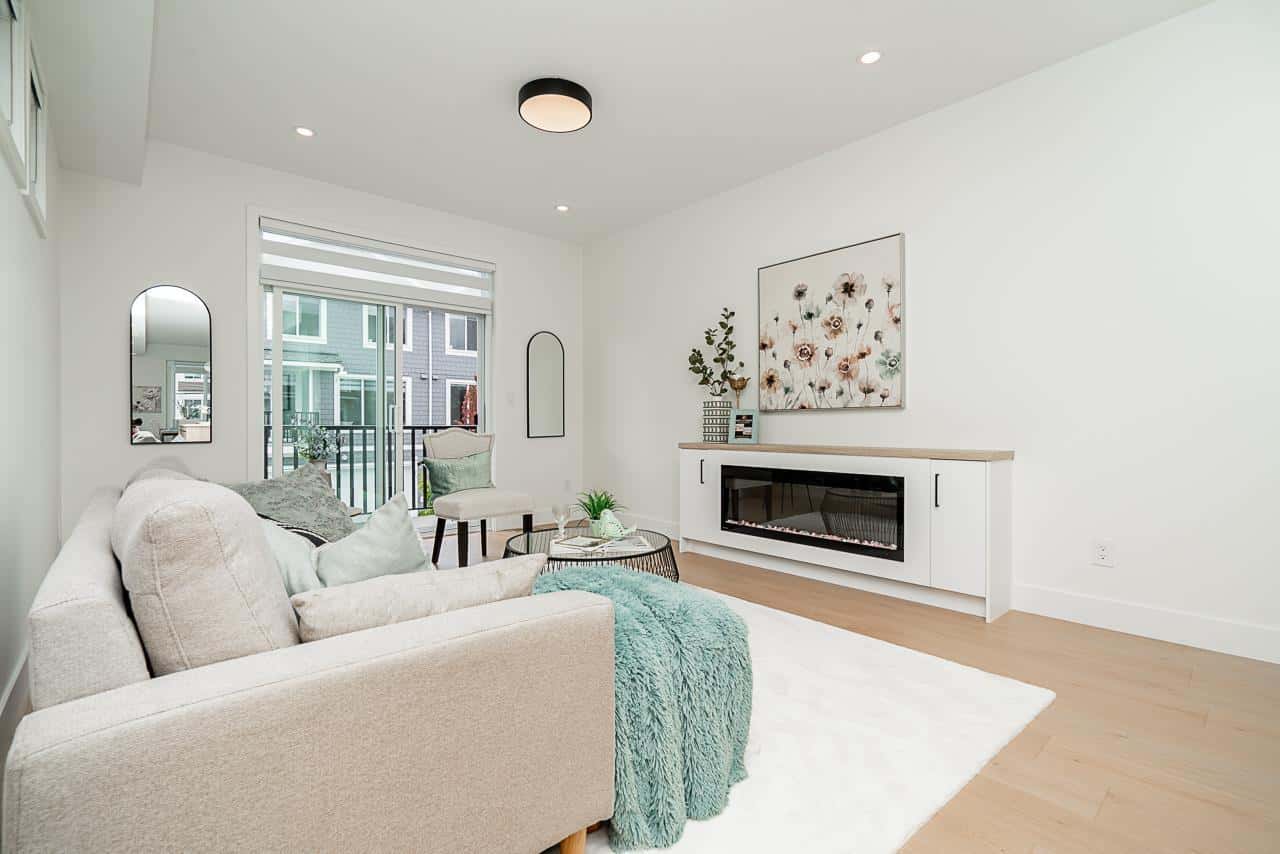 6 2525 156 STREET — Surrey, British Columbia - Photo 3 of 32