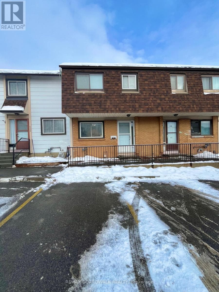 53J SUMAC STREET — Ottawa, Ontario - Main photo