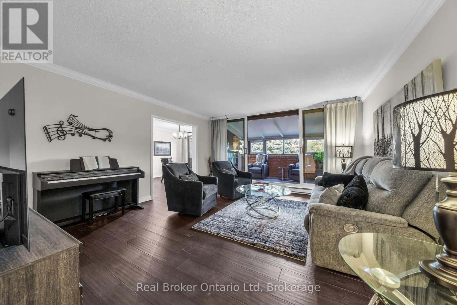 314 - 150 WILSON STREET W — Hamilton (Ancaster), Ontario - Photo 4 of 24