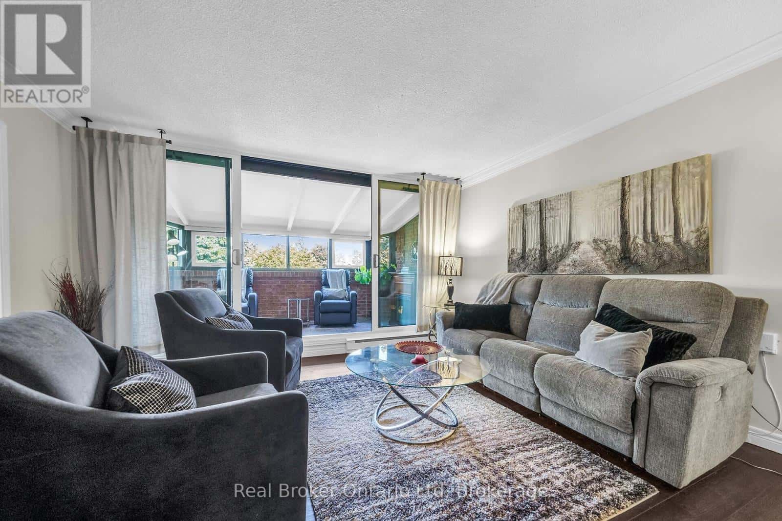 314 - 150 WILSON STREET W — Hamilton (Ancaster), Ontario - Photo 5 of 24