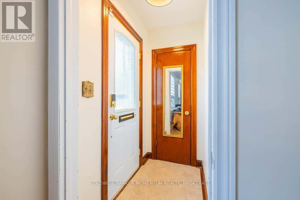 313 HIGHLAND AVENUE — Fort Erie (Central), Ontario - Photo 4 of 40