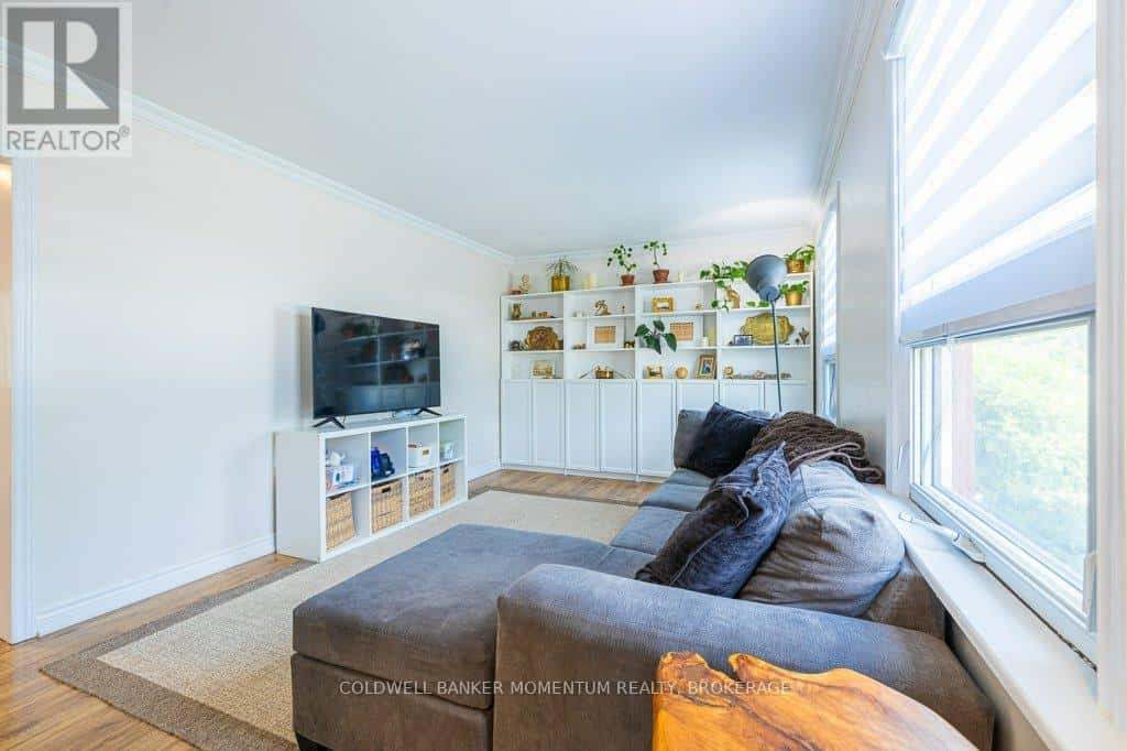 313 HIGHLAND AVENUE — Fort Erie (Central), Ontario - Photo 5 of 40