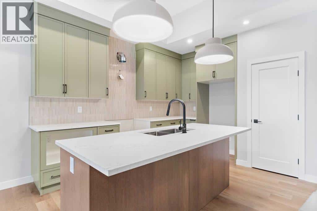 4924 Beardsley Avenue — Lacombe, Alberta - Photo 5 of 26