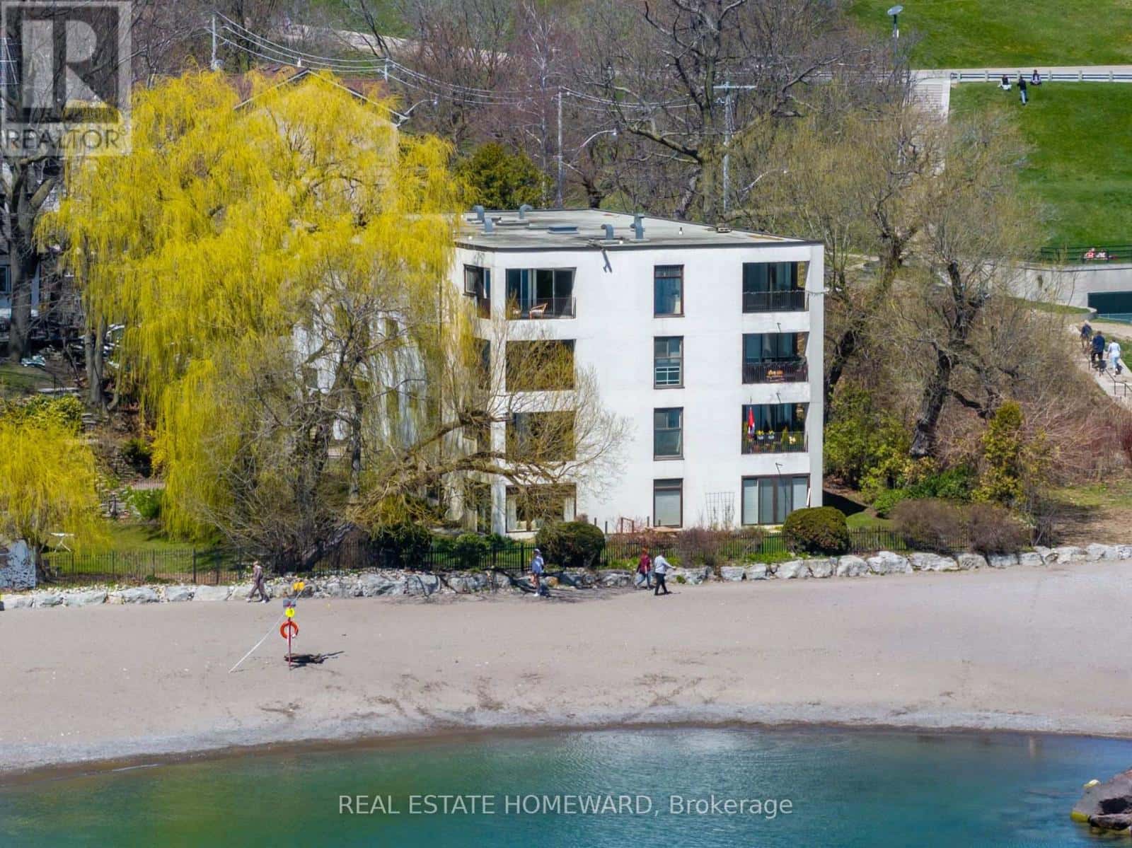 2 - 2 NURSEWOOD ROAD — Toronto (The Beaches), Ontario - Photo 3 of 26