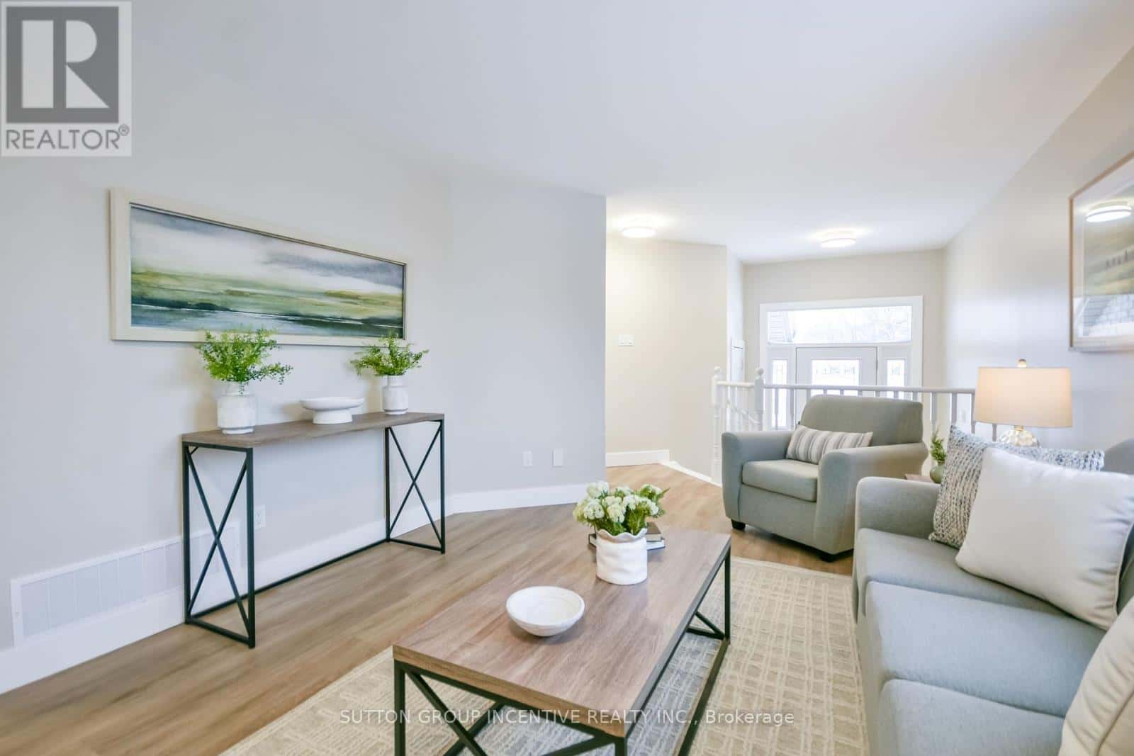 923 OTTAWA STREET — Midland, Ontario - Photo 4 of 43