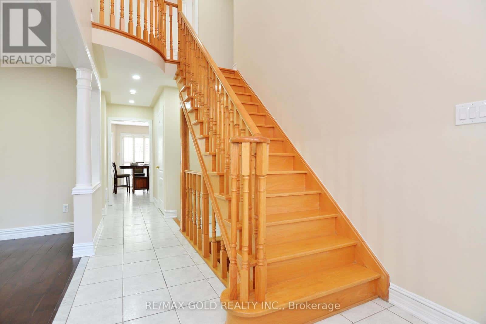 46 MINT LEAF BOULEVARD — Brampton (Sandringham-Wellington), Ontario - Photo 5 of 43