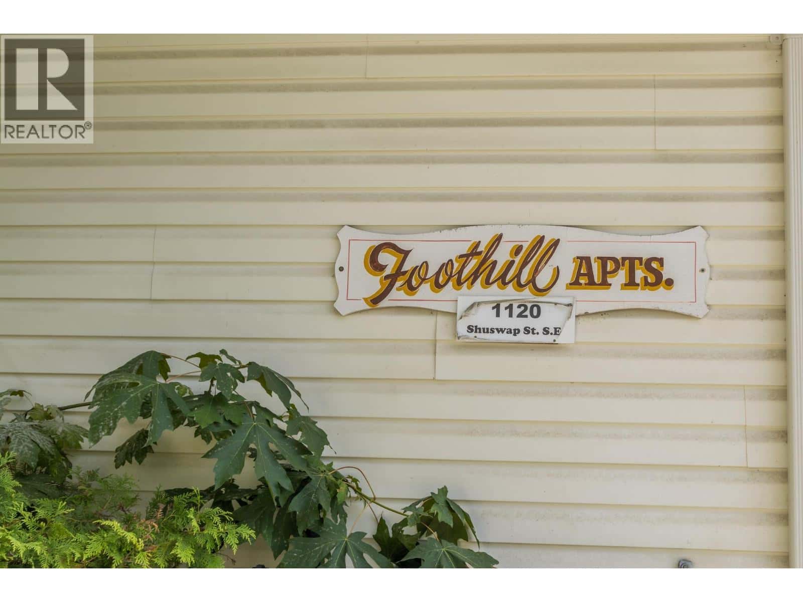 1120 Shuswap Street SE — Salmon Arm, British Columbia - Photo 5 of 25