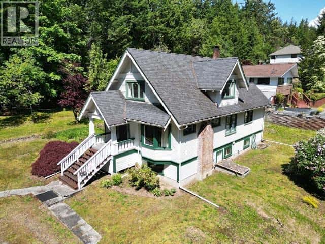 6237 LUND — Powell River, British Columbia - Photo 2 of 61