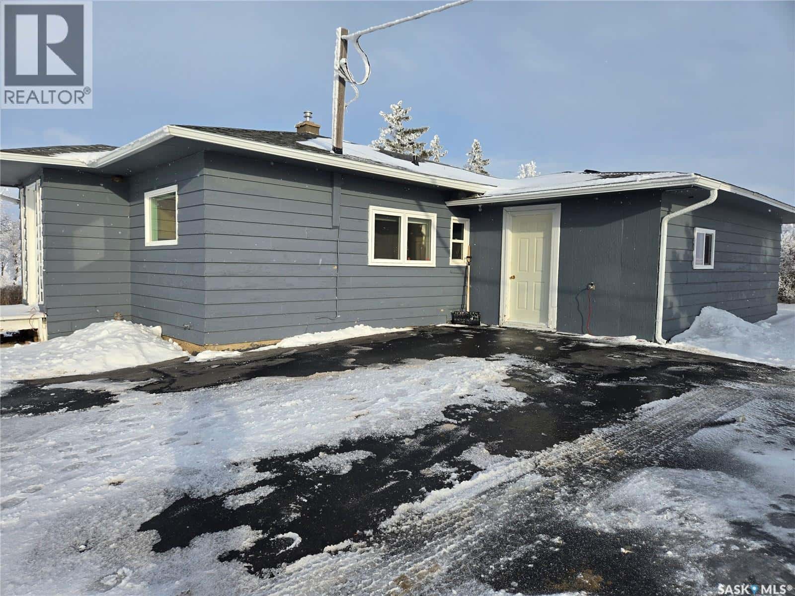 Olson Acreage — Excelsior Rm No. 166, Saskatchewan - Photo 3 of 28