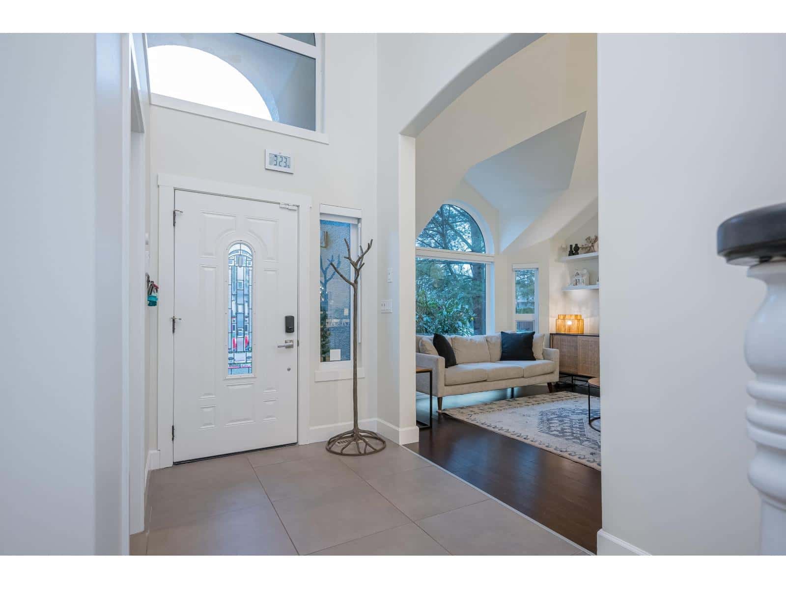 4644 220 STREET — Langley, British Columbia - Photo 3 of 40