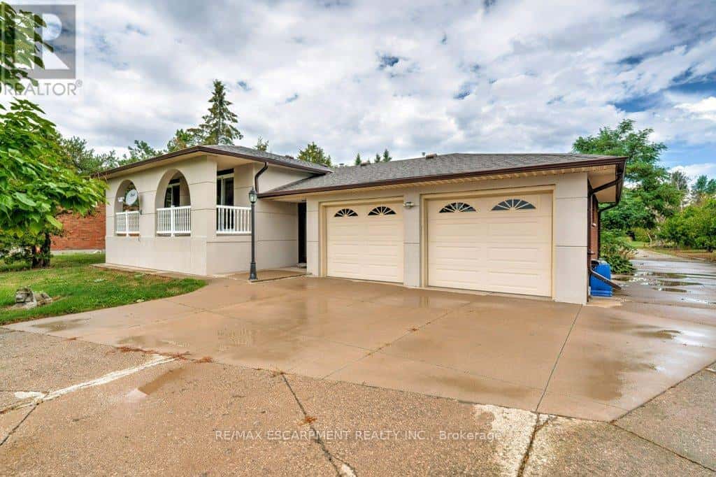 595 GREEN MOUNTAIN ROAD E — Hamilton (Stoney Creek), Ontario - Photo 4 of 44