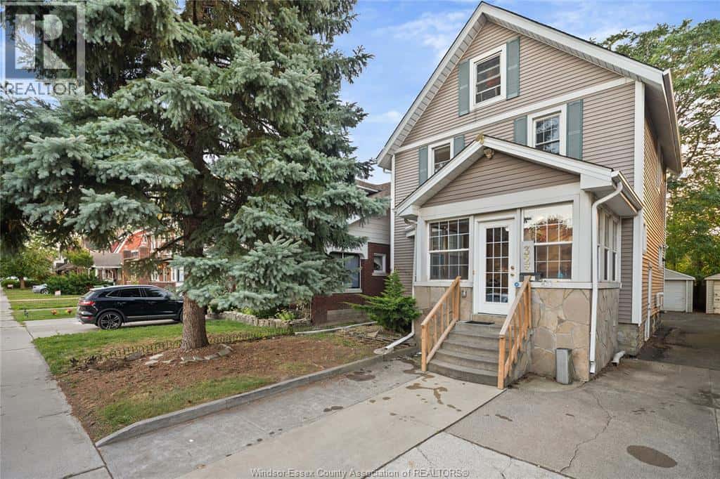323 RANDOLPH — Windsor, Ontario - Photo 4 of 37