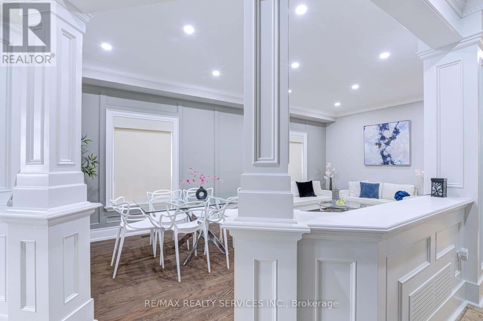 16 FALLGATE DRIVE — Brampton (Credit Valley), Ontario - Photo 2 of 46