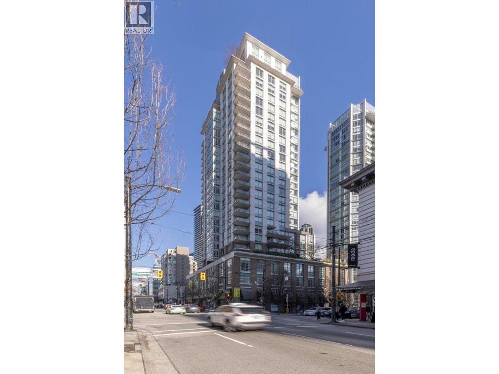 705 565 SMITHE STREET — Vancouver, British Columbia - Main photo