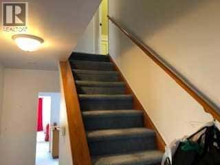 1011 11 Street S — Lethbridge - Photo 4 of 24