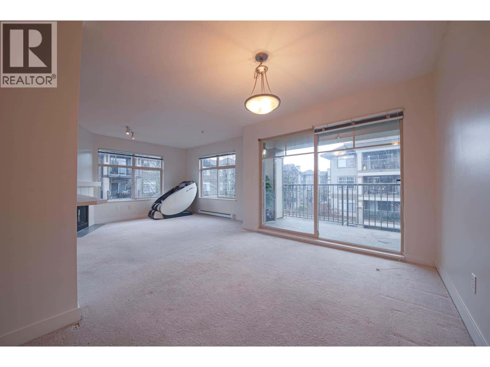 303 12238 224 STREET — Maple Ridge, British Columbia - Photo 3 of 19