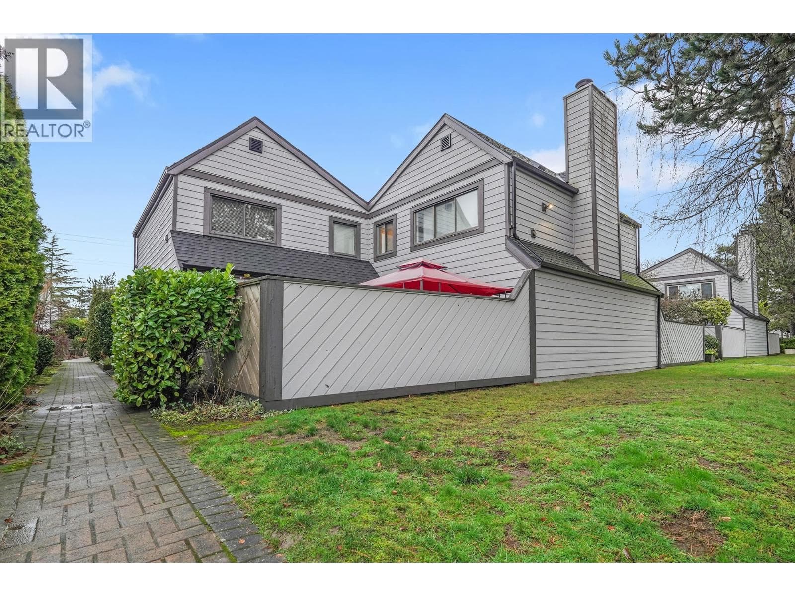 126 5421 10 AVENUE — Tsawwassen, British Columbia - Main photo
