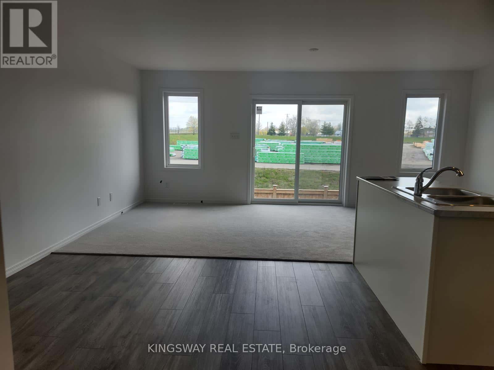 North Dumfries — North Dumfries - Photo 2 of 29